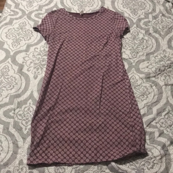 Maroon and white patterns tight t-shirt dress - Picture 1 of 1
